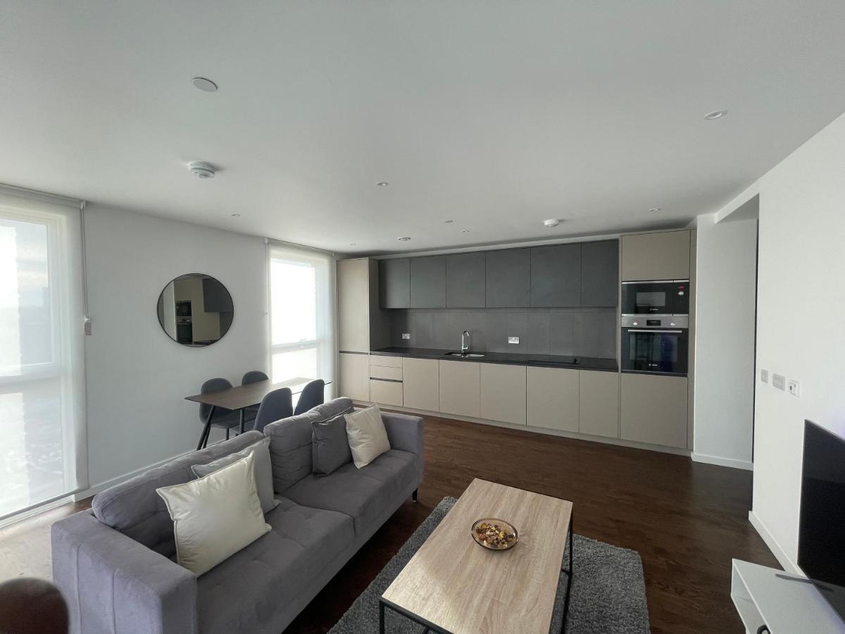 Immaculate 2Bed Apartment In London- City Views Extérieur photo