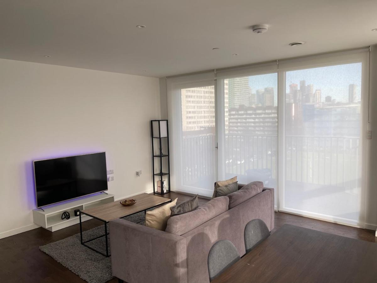Immaculate 2Bed Apartment In London- City Views Extérieur photo