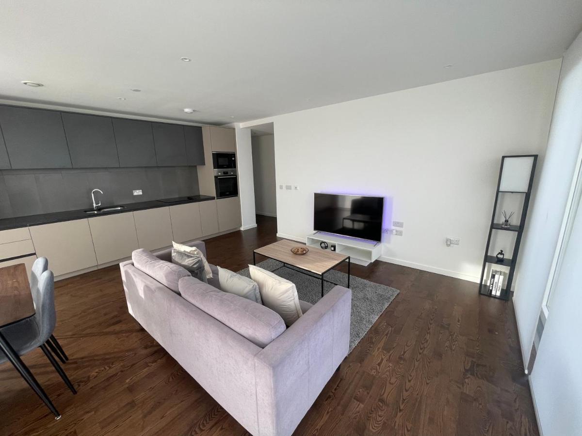Immaculate 2Bed Apartment In London- City Views Extérieur photo