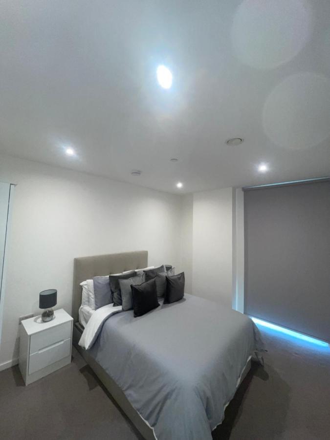 Immaculate 2Bed Apartment In London- City Views Extérieur photo