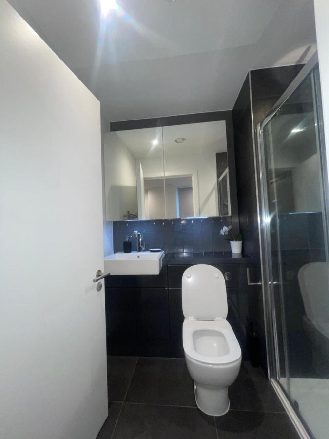 Immaculate 2Bed Apartment In London- City Views Extérieur photo